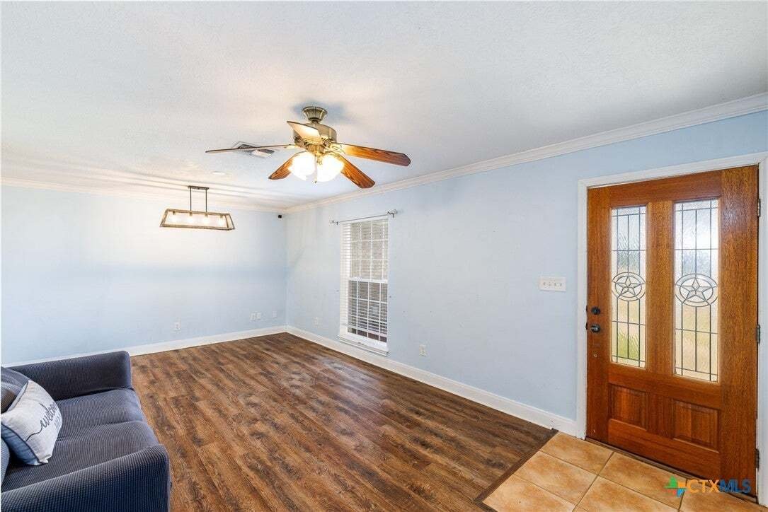House in Luling, Texas, United States 5 - 18545326
