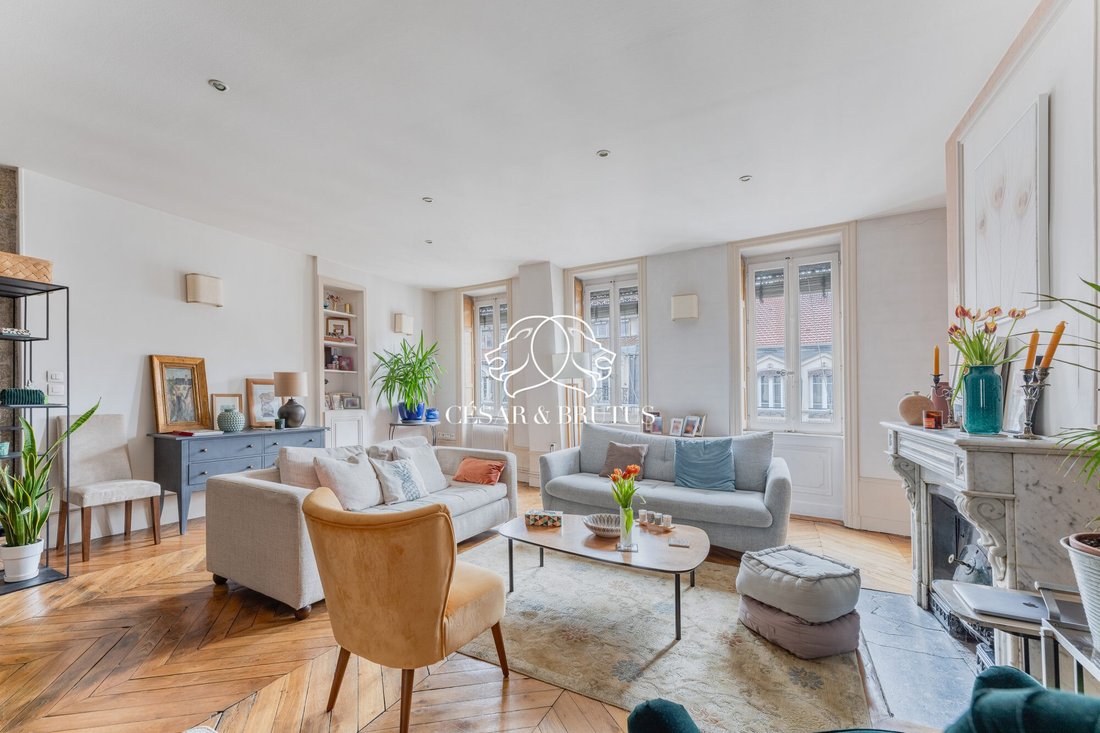 Apartment in Perralière, Lyon, Auvergne-Rhône-Alpes 1 - 17624605