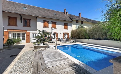 Casa a Saint-Chef, Auvergne-Rodano-Alpi, Francia 1