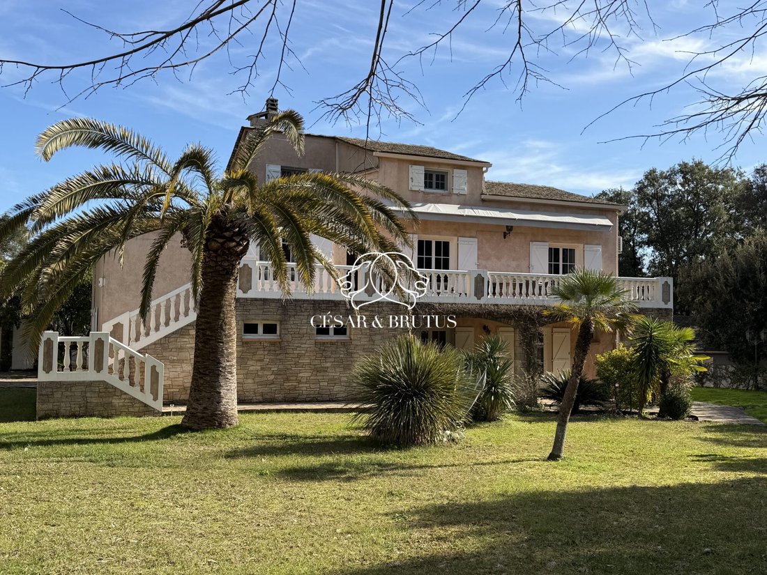 House in Ouest et Sud, Borgo, France 5 - 18097636