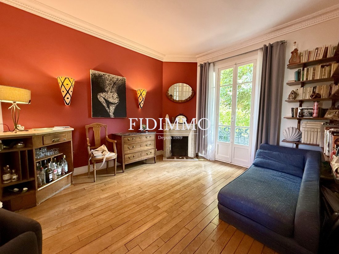 House in Chennevieres-sur-Marne, Ile-de-France, France 2 - 16314956