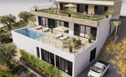 Villa in Sisco, Corsica, France 1