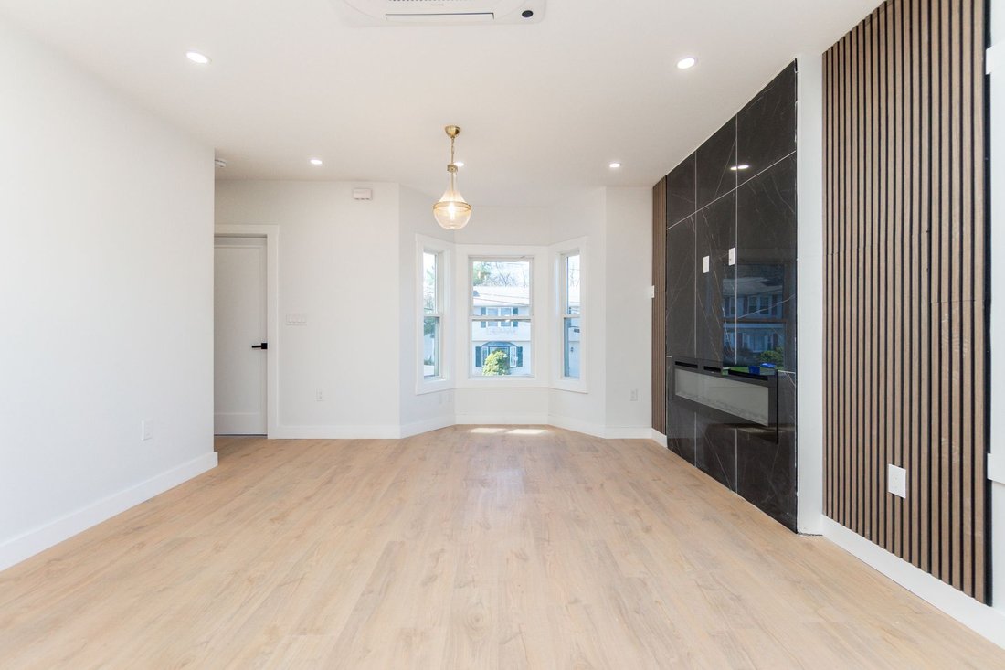House in Malden, Massachusetts, United States 3 - 18545000