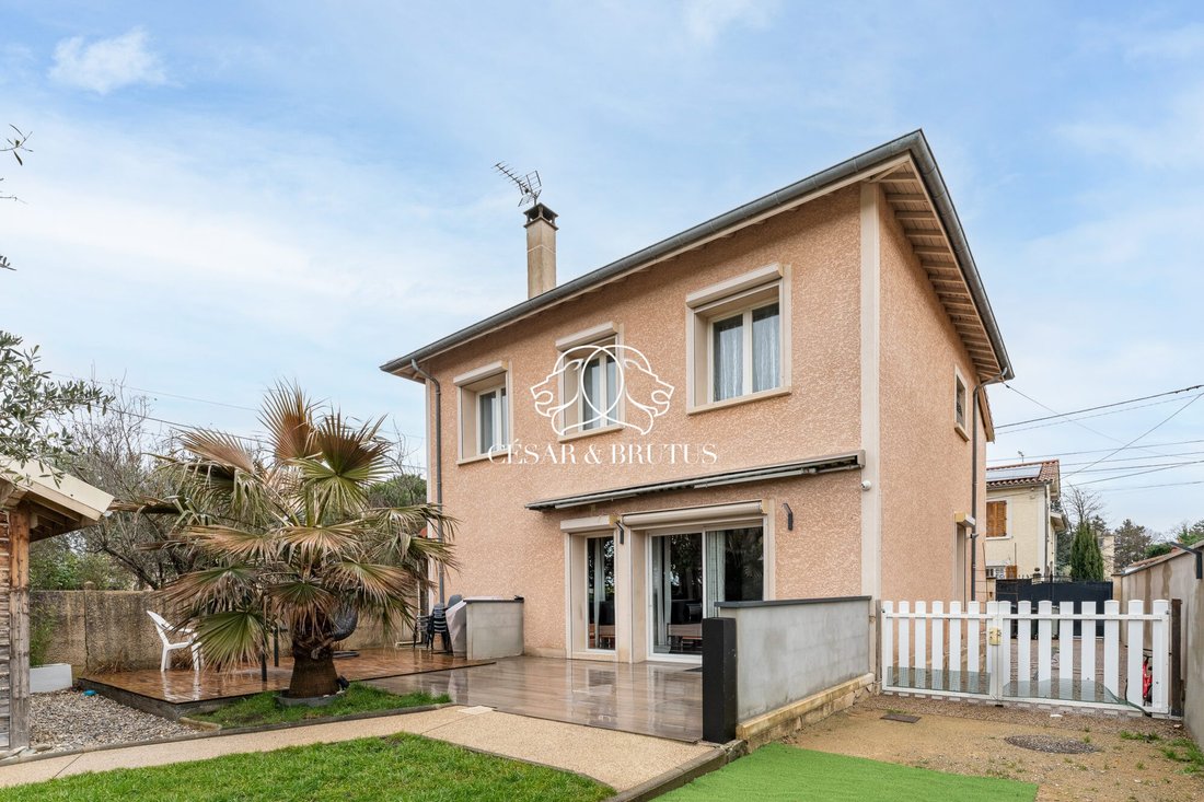 House in Le Village, Vaulx-en-Velin, France 1 - 17525556