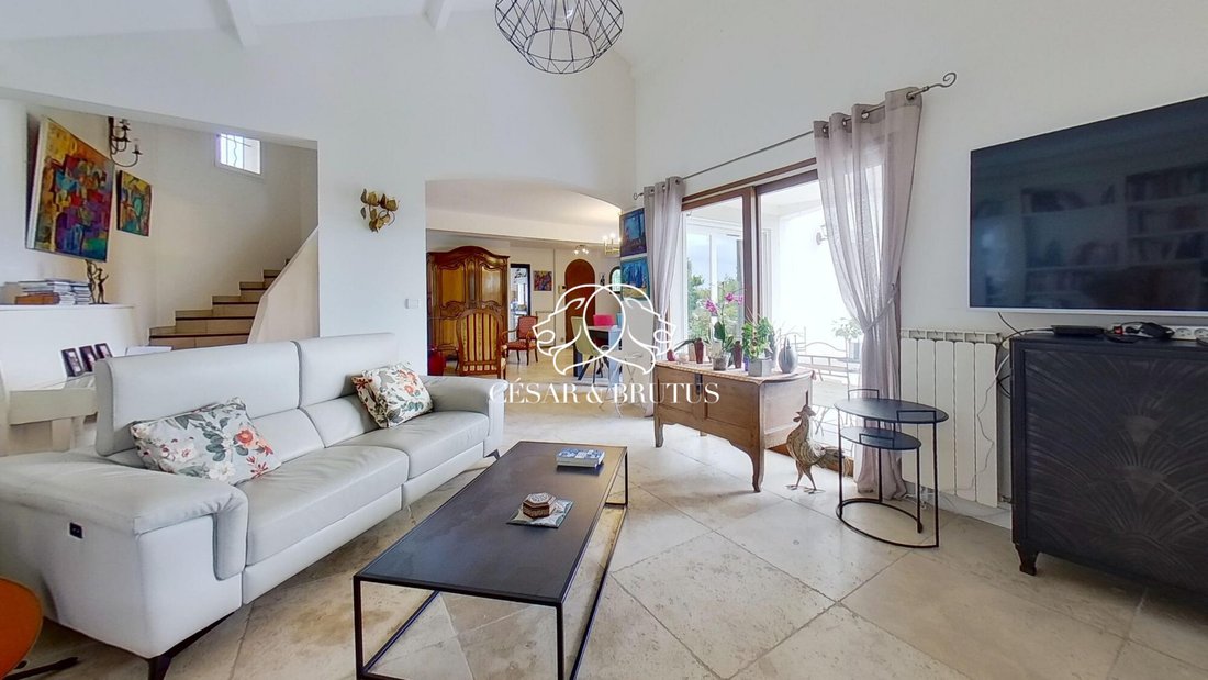 Villa in Reyrieux, Auvergne-Rhône-Alpes, France 2 - 17955400