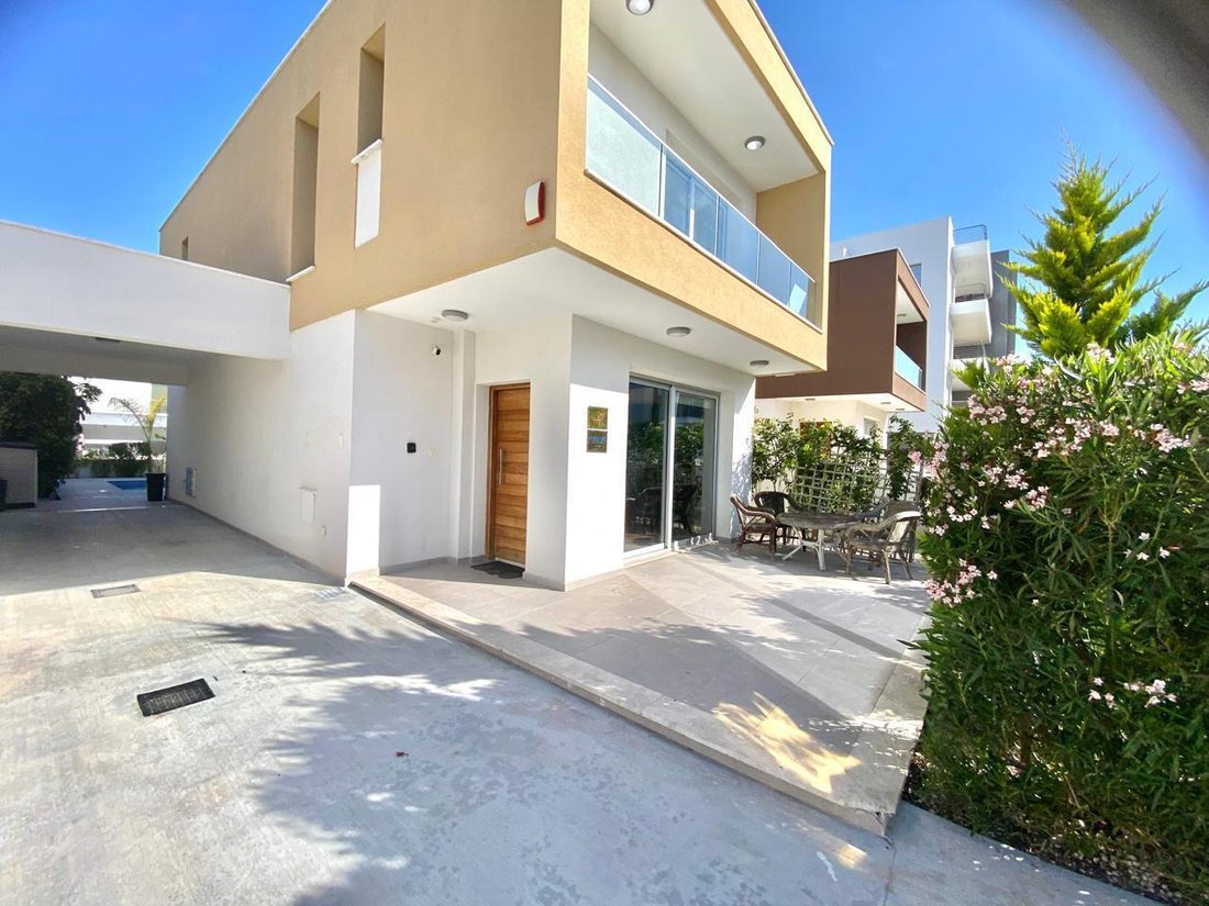 Villa in Paphos, Paphos, Cyprus 1 - 18544924