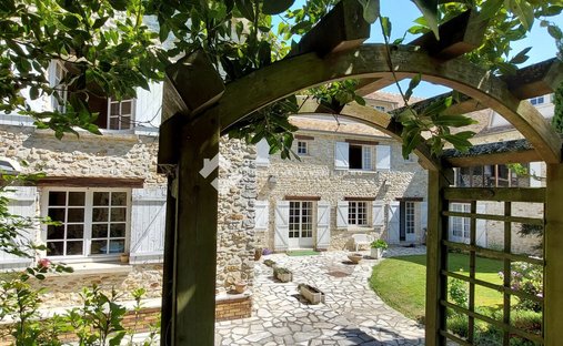 House in Thoiry, Ile-de-France, France 1