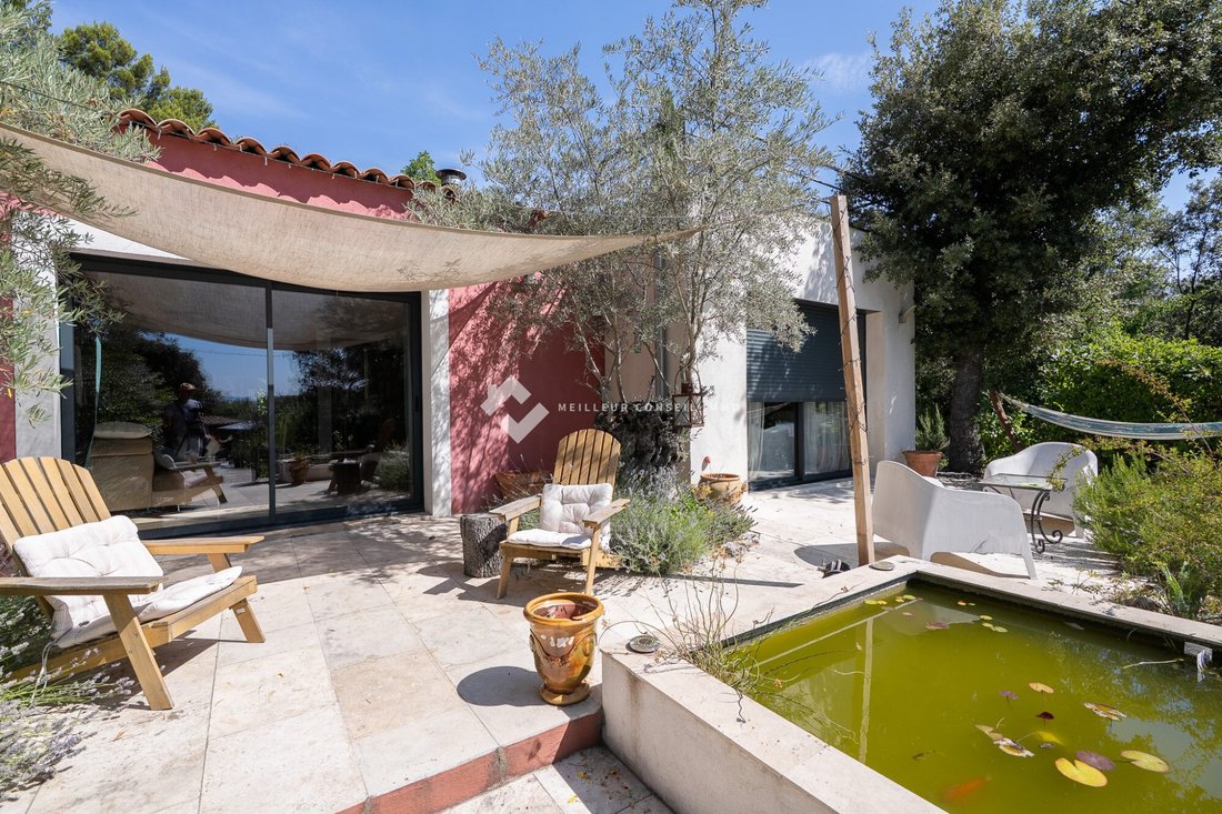 Villa in Saint-Marc-Jaumegarde, Provence-Alpes-Côte d'Azur, France 5 - 18398097