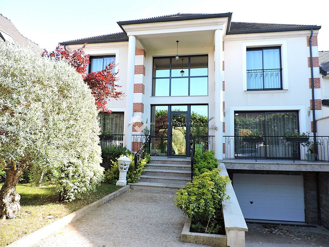 House in Descartes, Champs-sur-Marne, France 1 - 18088282