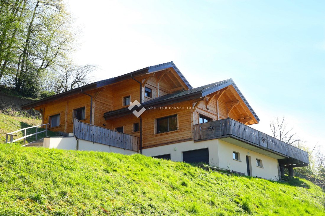 Chalet in Venthon, Auvergne-Rhône-Alpes, France 1 - 16295458