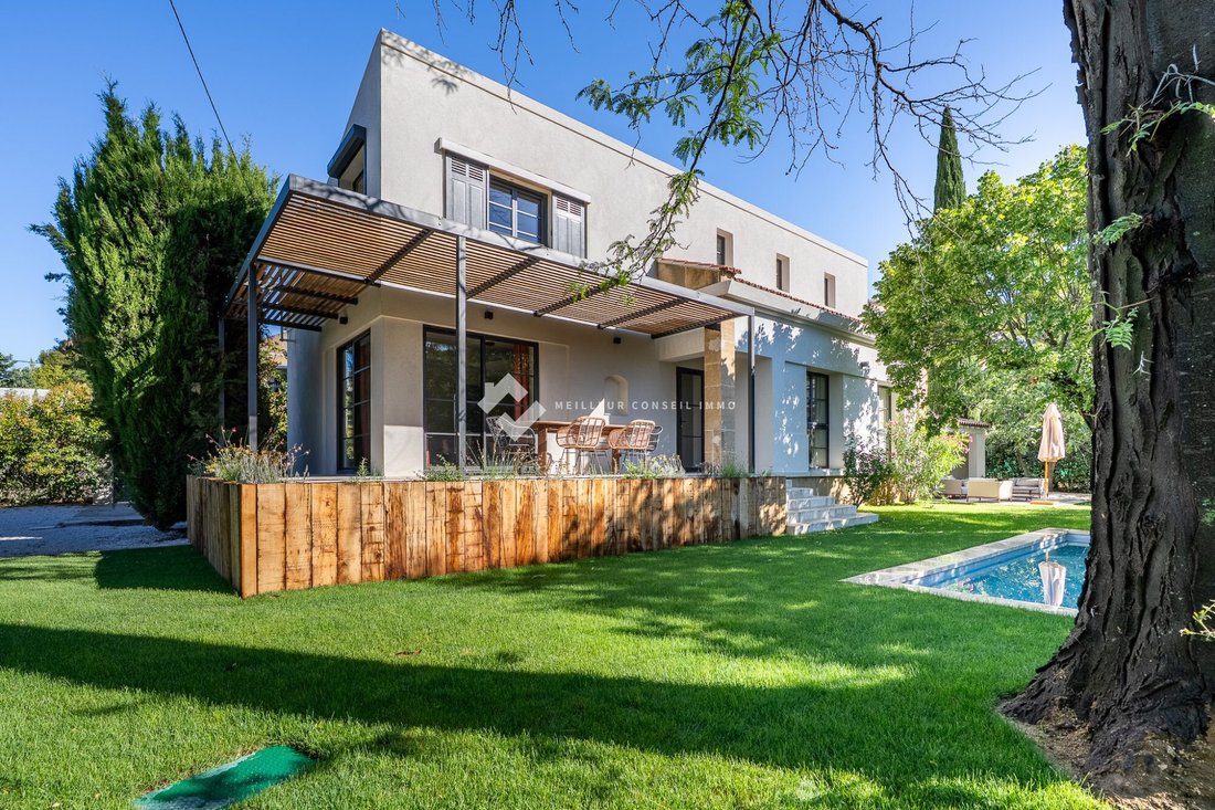 Villa in Le Tholonet, Provence-Alpes-Côte d'Azur, France 2 - 18384905