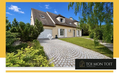 House in Plailly, Hauts-de-France, France 1