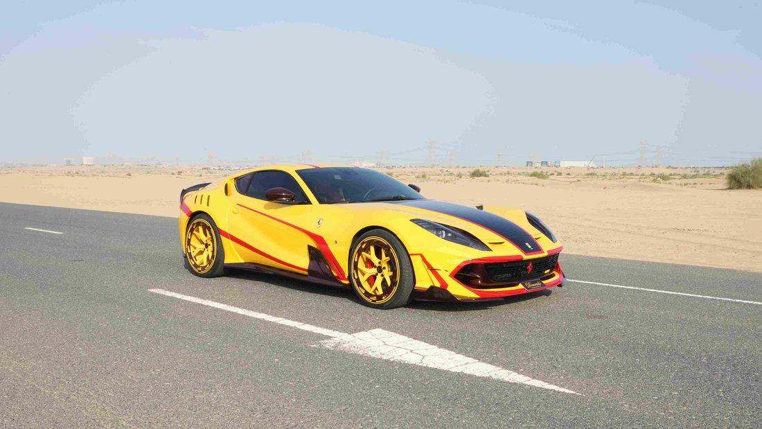 Coupe in Dubai, United Arab Emirates 2 - 18544693