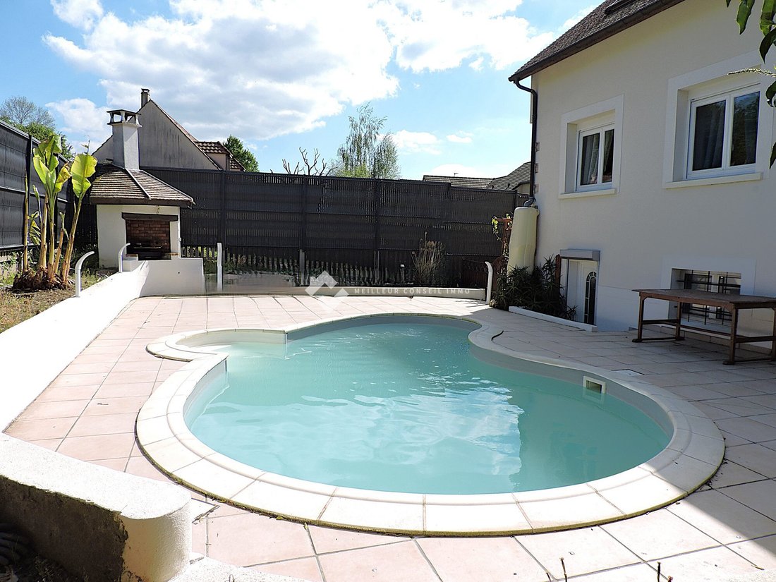 House in Dampmart, Ile-de-France, France 1 - 17766861