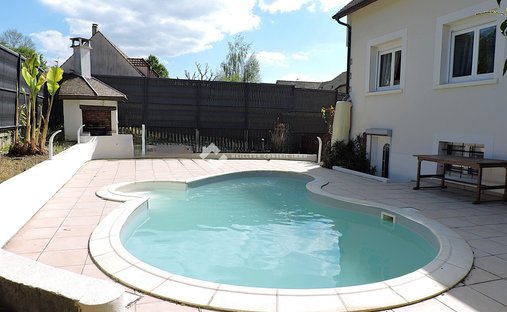 House in Dampmart, Ile-de-France, France 1