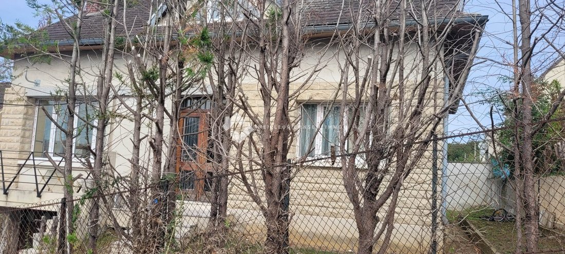 House in Centre Ville, Goussainville, France 2 - 12846665