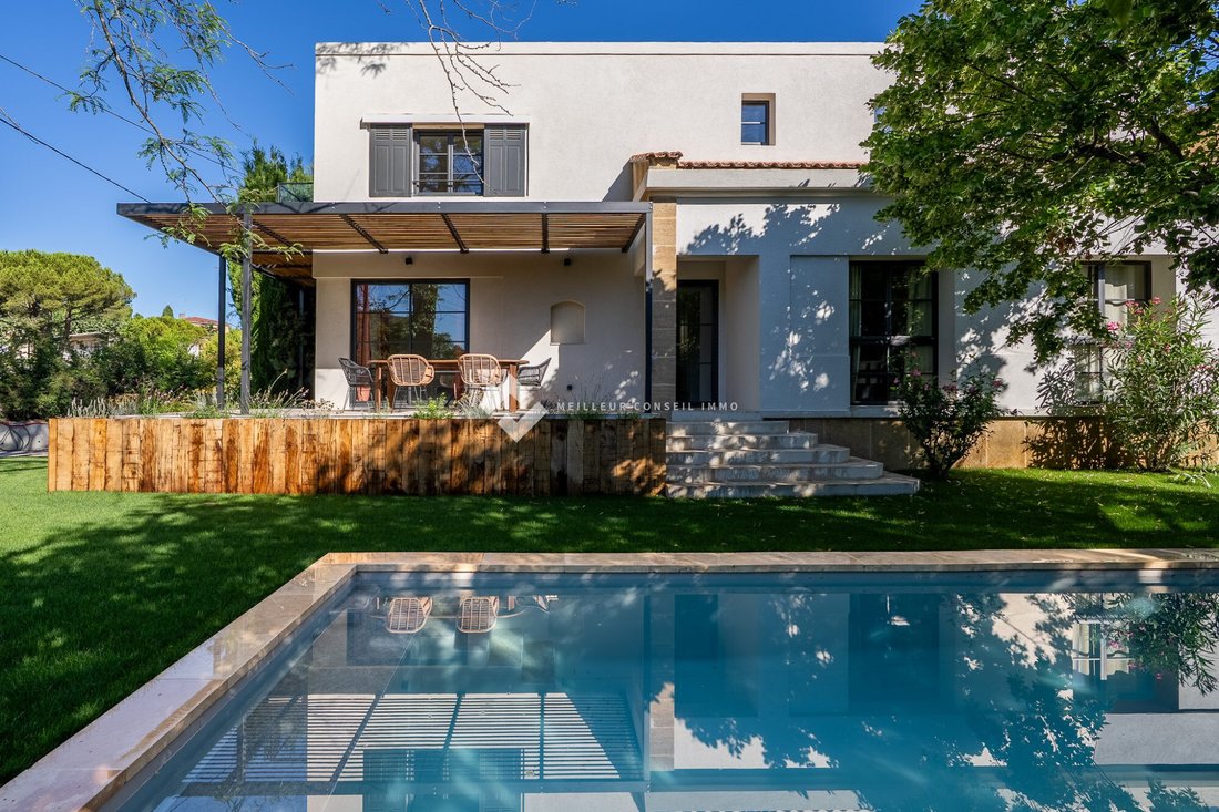 Villa in Le Tholonet, Provence-Alpes-Côte d'Azur, France 4 - 18384905