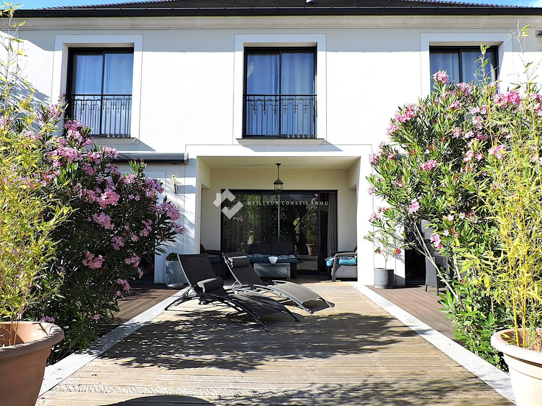 House in Descartes, Champs-sur-Marne, France 4 - 18088282