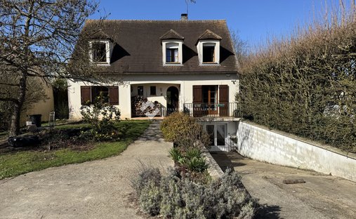 House in Savigny-le-Temple, Ile-de-France, France 1