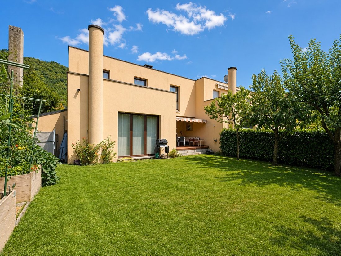 Villa a Vezia, Ticino, Svizzera 1 - 18545082