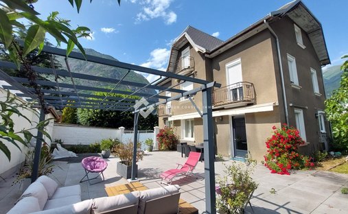 Villa in Bastille-L'Epine, Saint-Jean-de-Maurienne, France 1