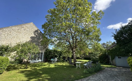 House in Savigny-le-Temple, Ile-de-France, France 1