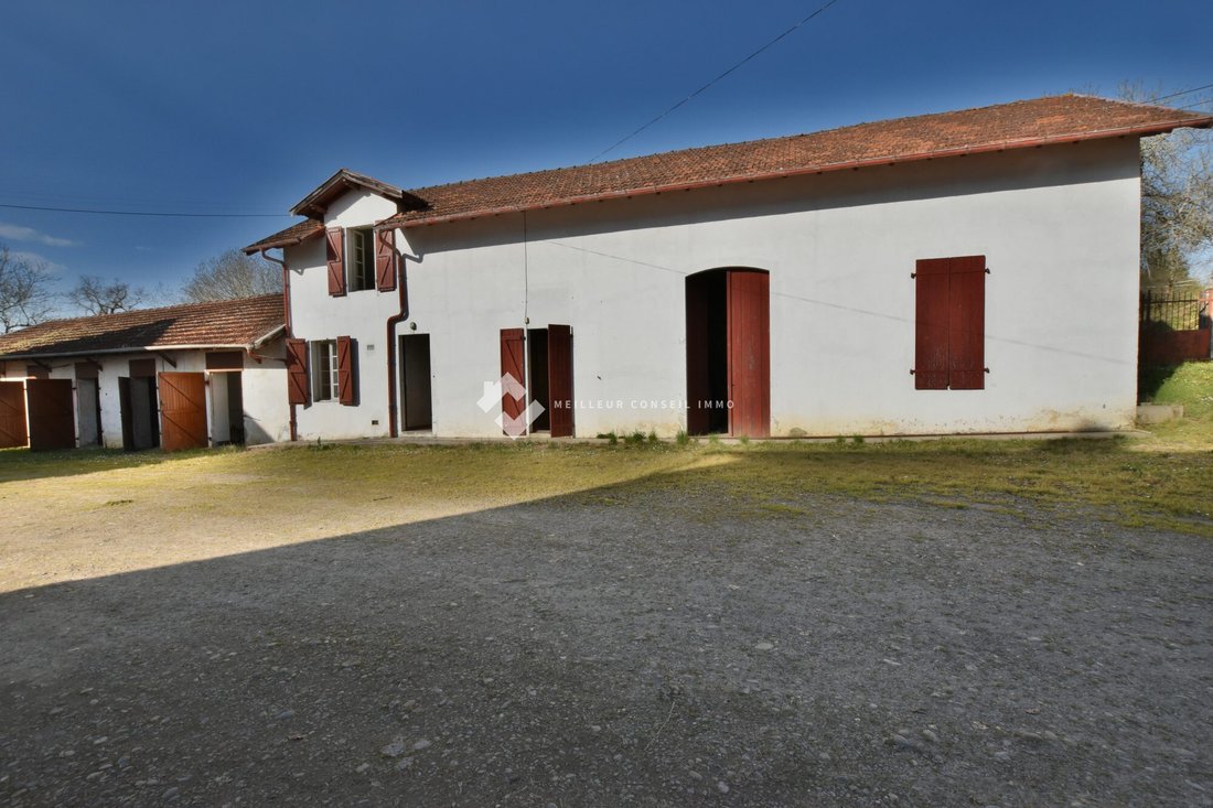 Farm Ranch in Mairie-Stade-Bergereau-Depart, Orthez, France 1 - 15861452