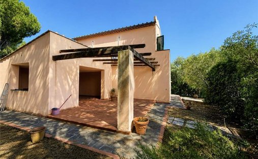 House in Marina di Campo, Tuscany, Italy 1