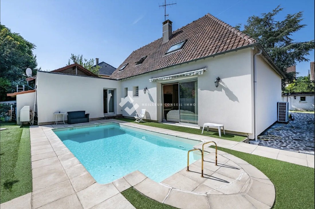 House in Croix-Blanche-Cardinal-Bel Abord, Chilly-Mazarin, France 1 - 18151321