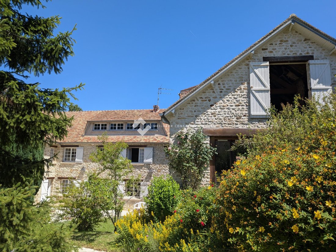 House in Thoiry, Ile-de-France, France 2 - 18496205