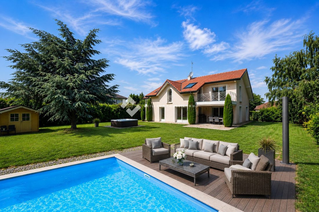 House in Divonne-les-Bains, Auvergne-Rhône-Alpes, France 1 - 17857144