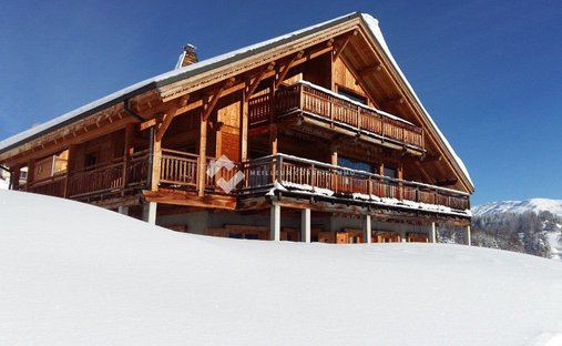 Chalet in Montricher-Albanne, Auvergne-Rhône-Alpes, France 1
