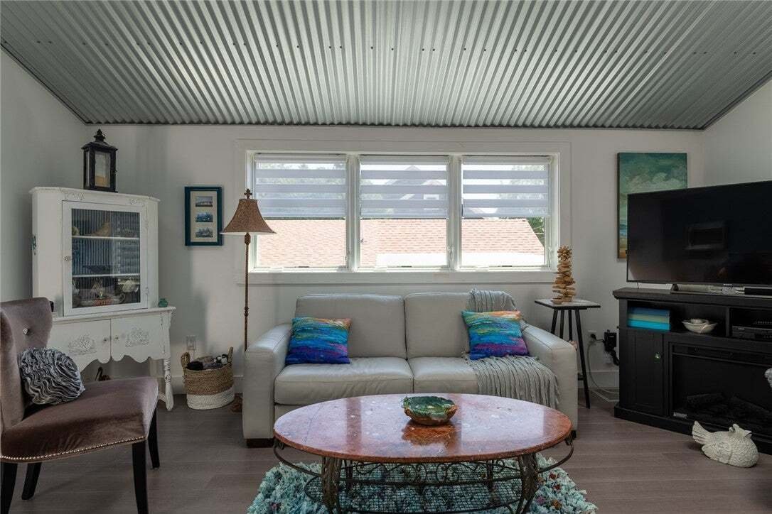 House in South Kingstown, Rhode Island, United States 4 - 18545035