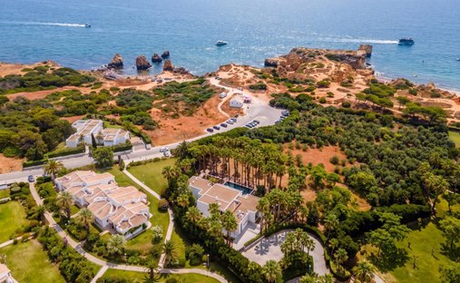 Villa in Olhos de Agua, Algarve, Portugal 1