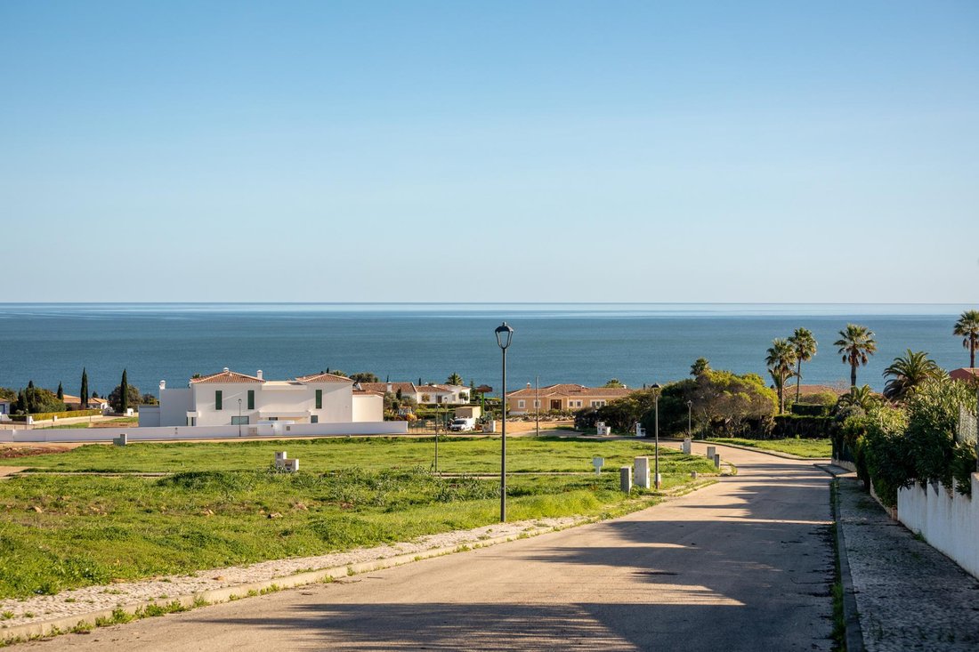 Terreno a Praia da Luz, Algarve, Portogallo 2 - 18547440