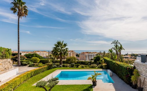 Villa in Parede, Lisbon, Portugal 1
