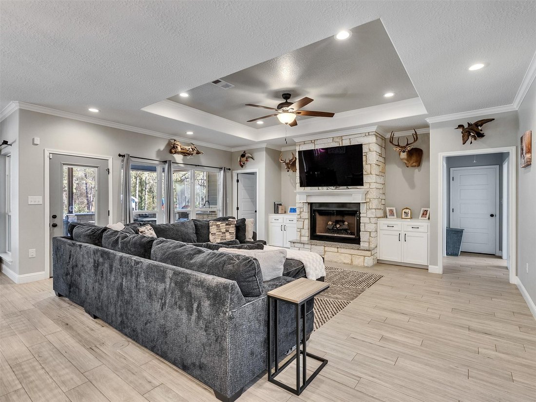 House in Livingston, Texas, United States 4 - 18545203