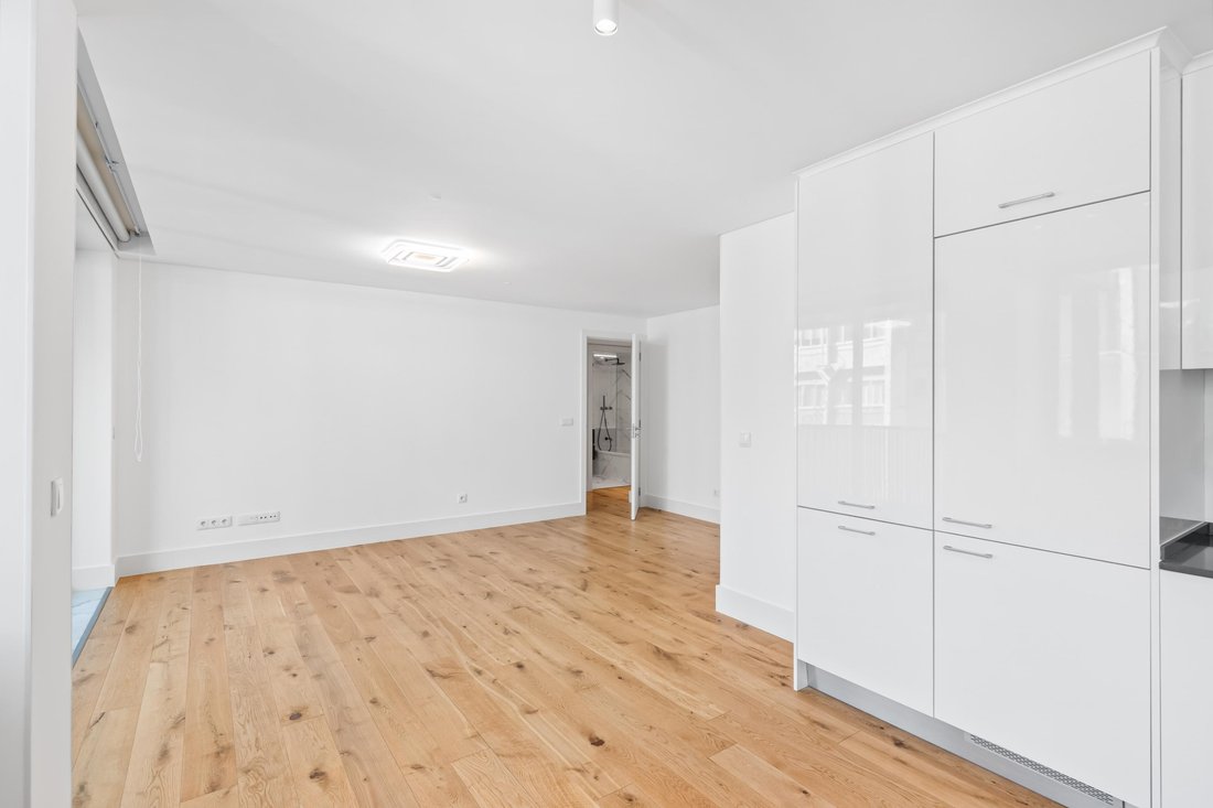 Apartment in Avenidas Novas, Lisbon, Portugal 3 - 18547386