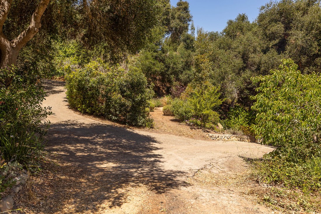 Land in Carpinteria, California, United States 3 - 18544985
