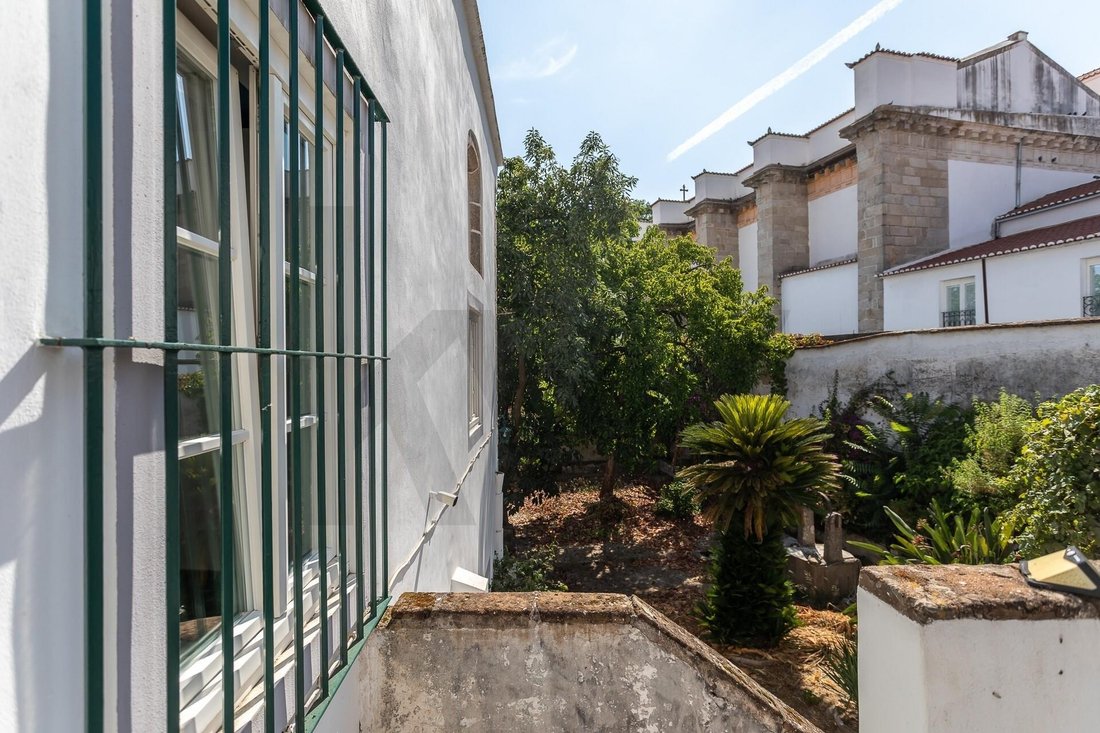 Townhouse in Evora (Sao Mamede, Se, Sao Pedro e Santo Antao), Évora District, Portugal 5 - 18545149