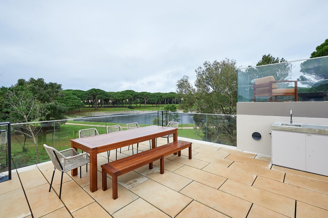 Apartment in Cascais e Estoril, Lisbon, Portugal 1 - 18545844
