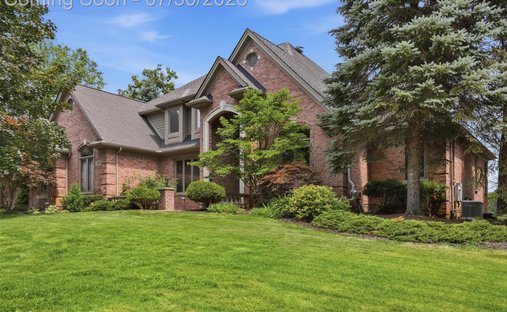 House in Walled Lake, Michigan, United States 1