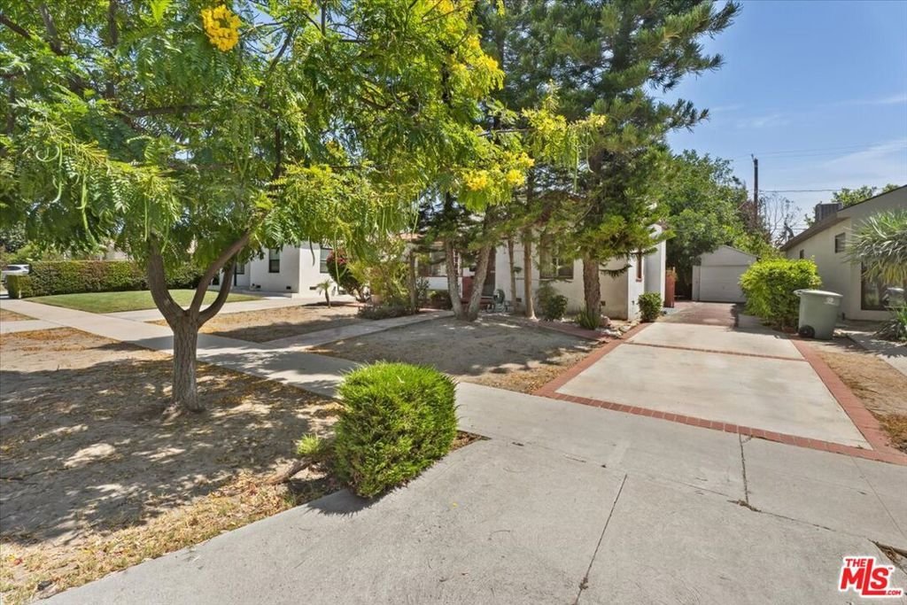 House in Burbank, California, United States 3 - 18545161