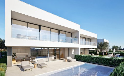 Villa in Sao Goncalo de Lagos, Algarve, Portugal 1