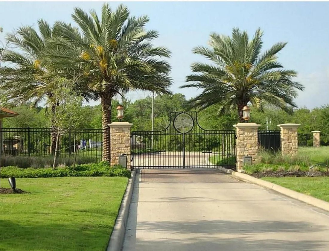 House in Baytown, Texas, United States 2 - 18545207