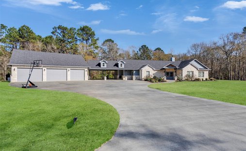 House in Livingston, Texas, United States 1