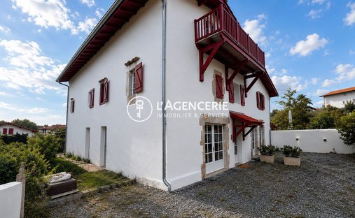 Apartment in Ahetze, Nouvelle-Aquitaine, France 1