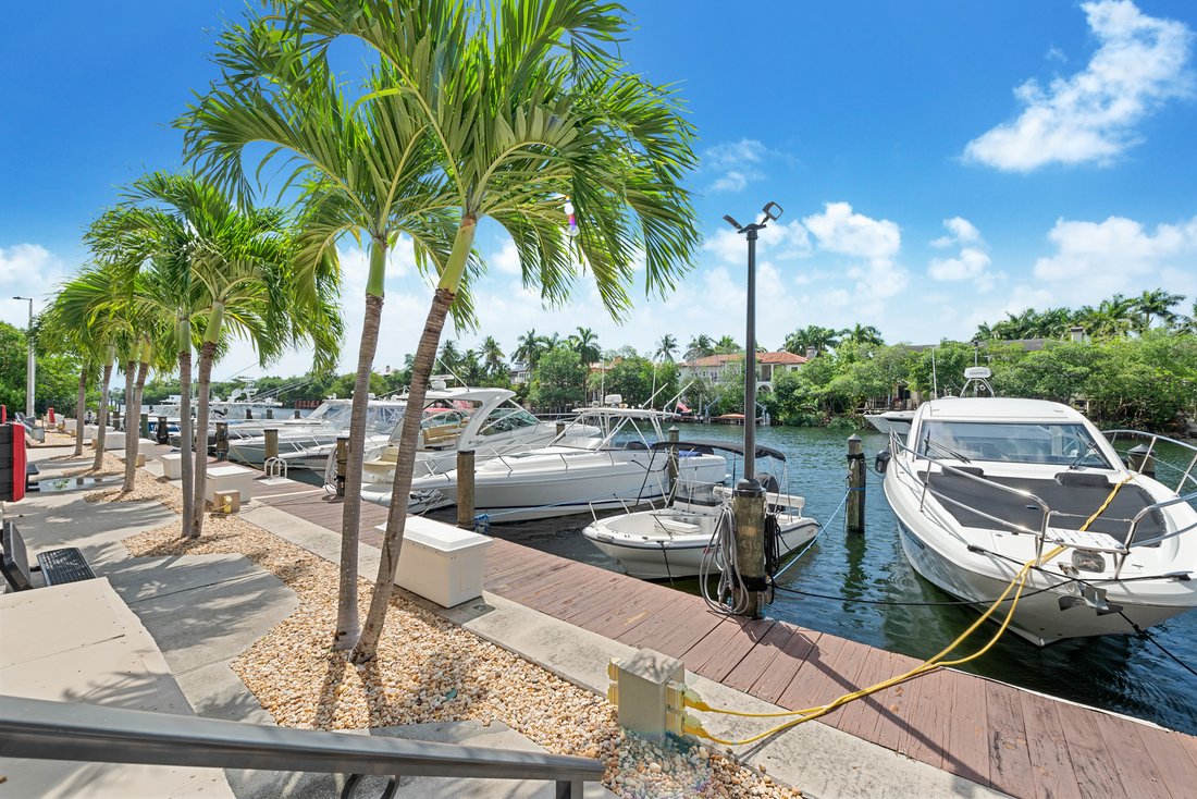 Condo in Miami, Florida, United States 4 - 18544971