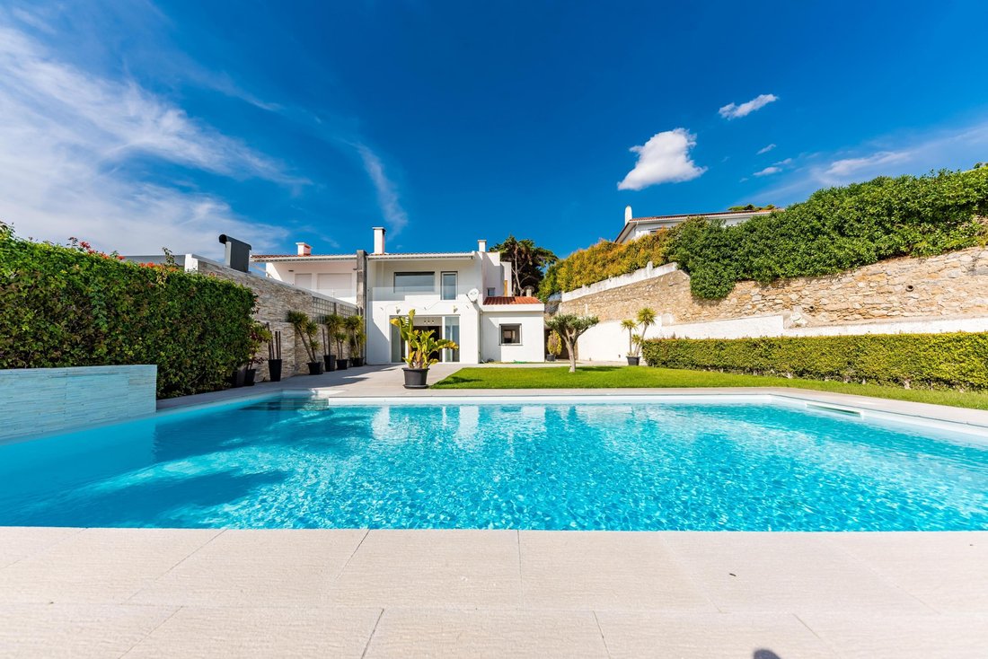 Villa in Parede, Lisbon, Portugal 2 - 18547486