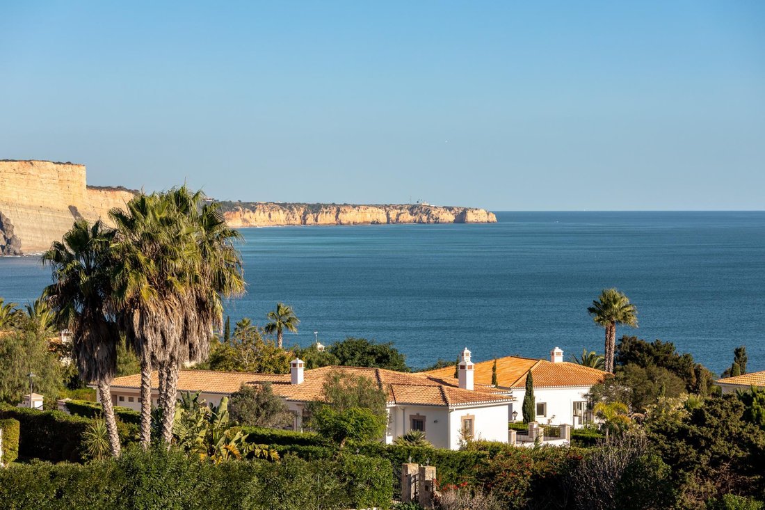 Land in Praia da Luz, Algarve, Portugal 1 - 18547445